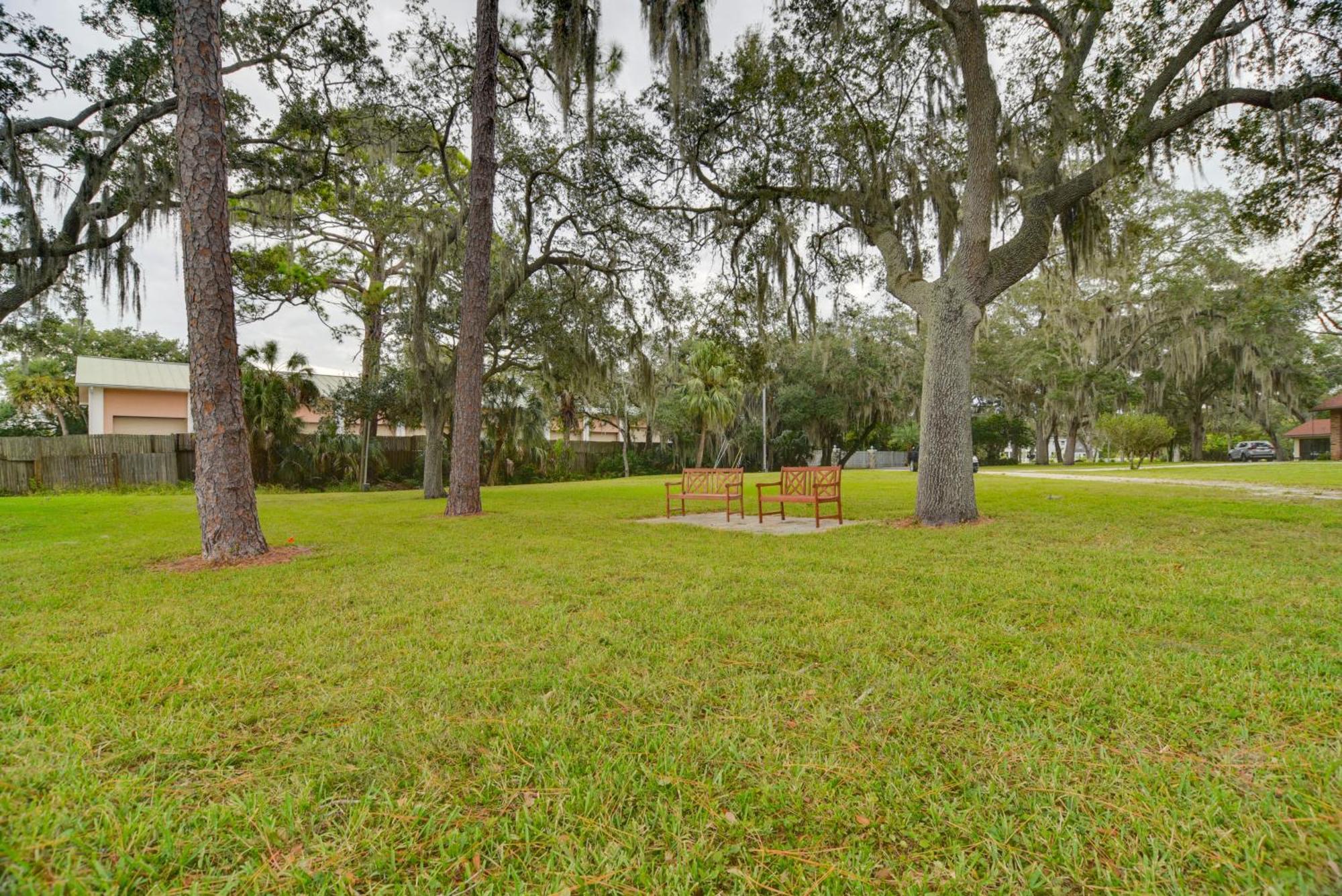 Sleek Largo Studio With Pond Less Than 7 Mi To Beach! Exterior foto